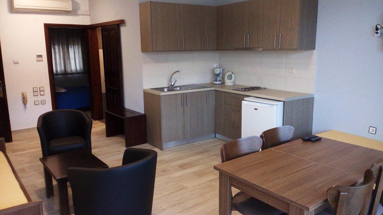 Amimaya Apartments Emporeiós Quarto foto